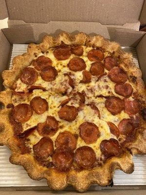 Pepperoni Pizza (zig zag crust)