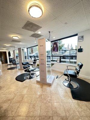 New salon stations