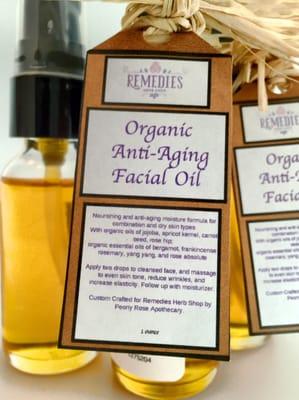 Organic blend of nourishing facial oils!  Actually lighter than face cream.