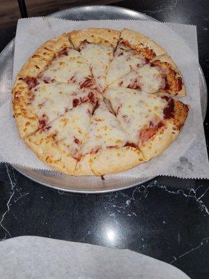 Cheese pizza