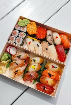 Jurin Omakase Box (10 Pieces) + Nigiri Tasting (10 Pieces) (@joeynht)