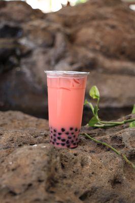 Strawberry Banana with Tapioca Pearls