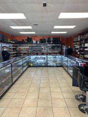 Sam's Smoke shop, Huge Selection!!