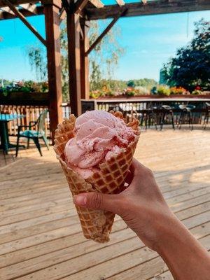 Strawberry & Cream Ice Cream