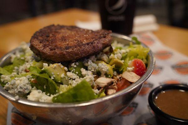 Make your own salad with angus burger on top, is the way to go!