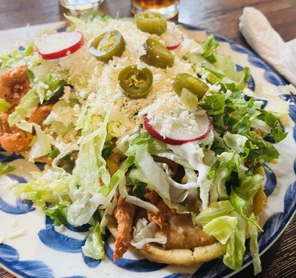 Sopes w/ chicken