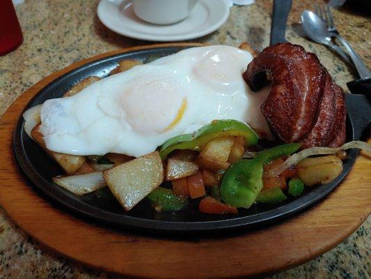 Skillet breakfast, fast friendly service. A great way to get the weekend started.