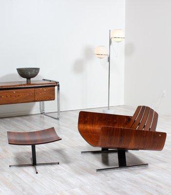 How to sit like a boss?... With this "Presidential" chair by Jorge Zalszupin c.1960's