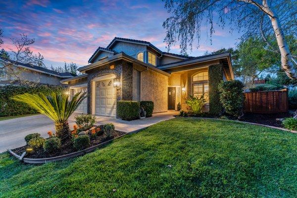 Betten Court Listing, Danville, CA - Twilight Front Yard