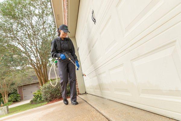 Western Exterminator’s exterior pest treatments create an invisible barrier around your home, keeping pests outside where they belong. 