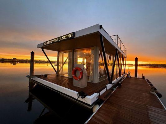 The Patriot House Boat