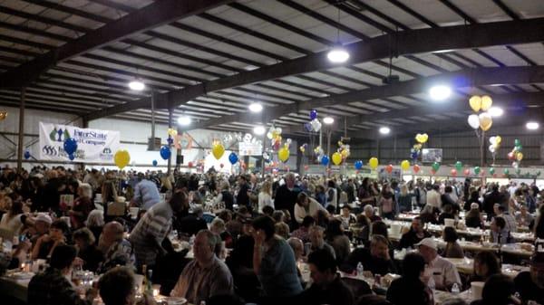 We at the Project Ride Crab Feed in Elk Grove, CA! Hee Haw! Yum!