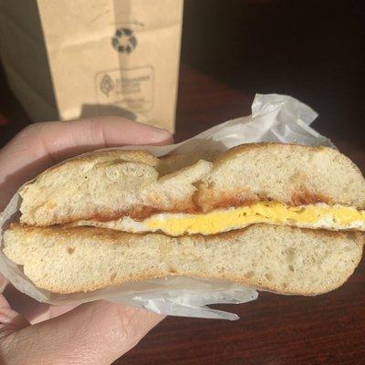 Egg sandwich: slim pickings