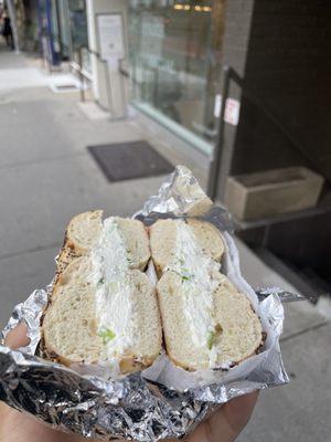 Everything bagel with Bagel with scallion cream cheese