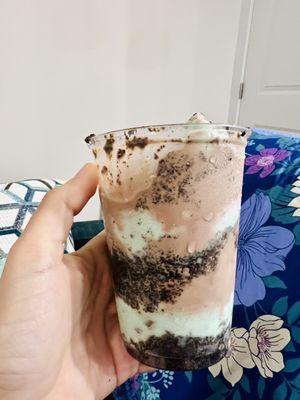 Gelati layered with mint choc chip, chocolate soft serve, and Oreo crumbles