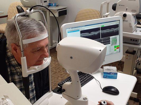 Taking an OCT scan in our diagnostic room