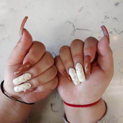 Long nails w/ design