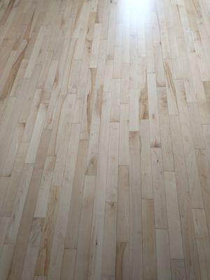 Au Natural Hardwood Floors