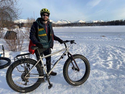 Chugach Mtns in the background from the Coastal trail.