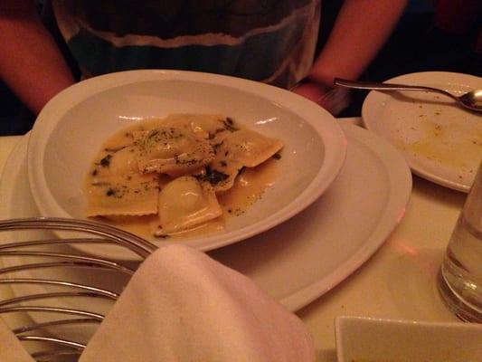 Ravioli Di Spinaci E Ricotta. Some of the best ravioli that I've ever had.