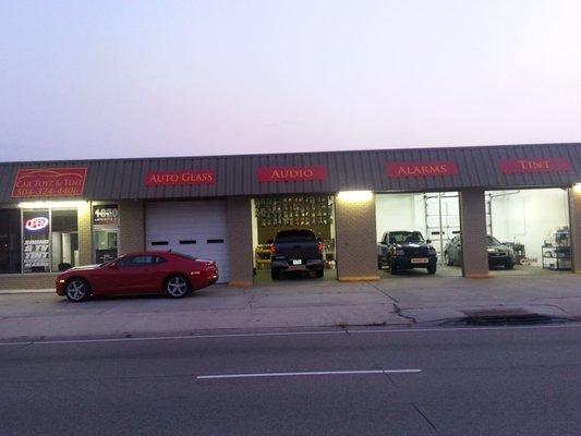 store front for Car Toyz and Tint