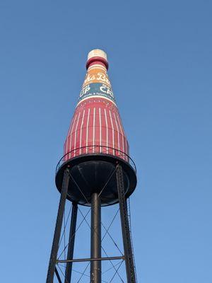 World's Largest Catsup Bottle, Collinsville