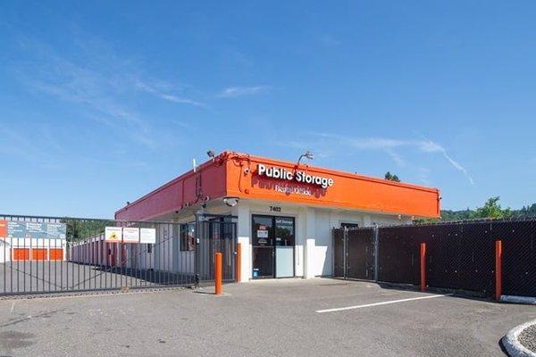 Public Storage