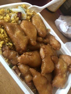 Sweet and sour chicken dinner combo