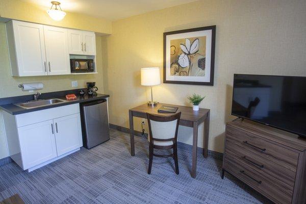 One Bedroom Suite Kitchenette and Desk