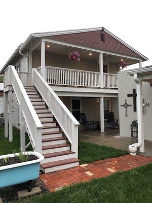 A short climb up the stairs will take you to our Europa and Pacific Queen Suites.