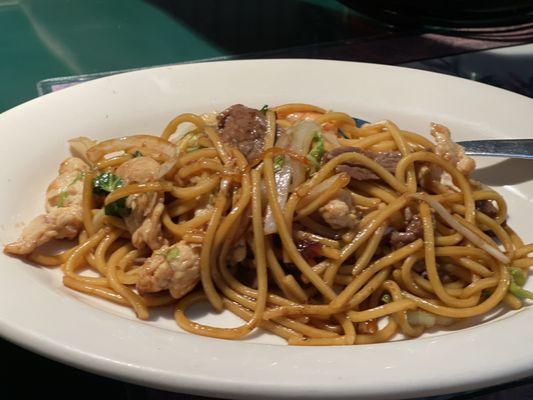 Combination Lo Mein