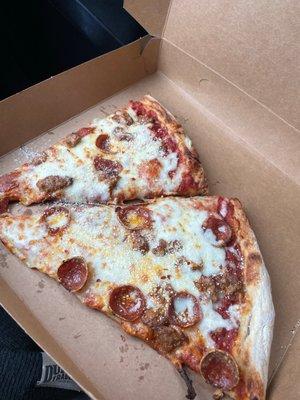 2 slice of pepperoni.  Great crust, sauce toppings all in all great slice.