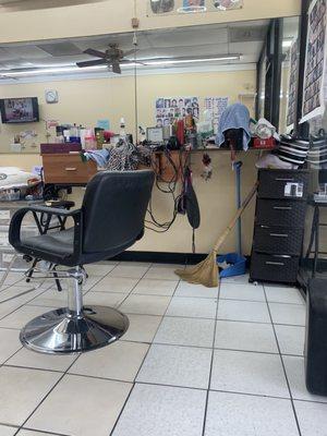 Noticed the pile of hair that has not been swept up and just the overall Unkept messiness of the salon/nail