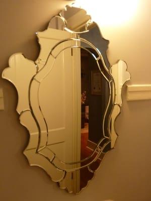 love this mirror