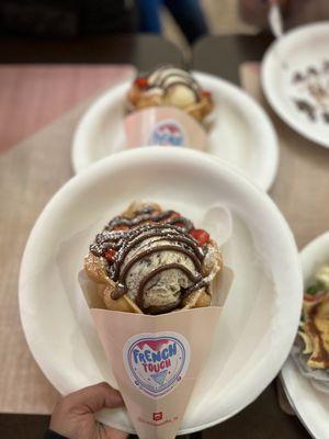 Nutella Bubble Waffle With Cookies & Cream Ice Cream