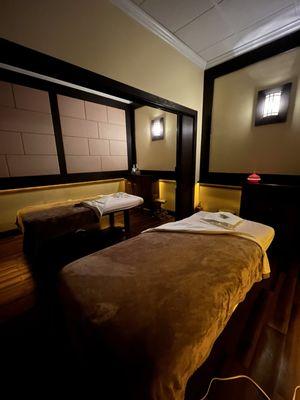 The couples massage room