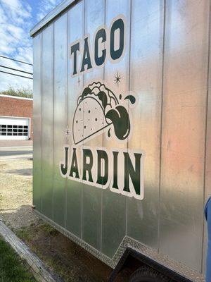 Taco Jardin truck