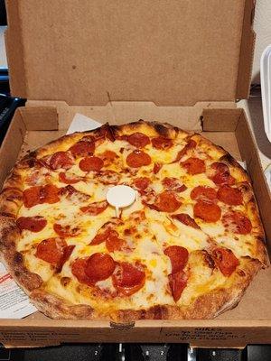 1 Topping Pizza - 14" Medium pizza