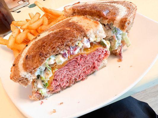 Corned beef reuben