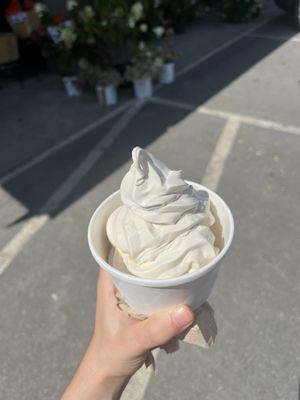 Mini (how??) Maple Creemee