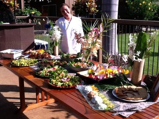 Mona and her pupu platters at a Kona Wedding