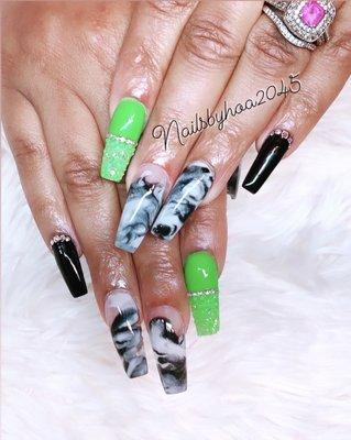 File U Fancy Nails