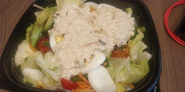 Chicken salad salad with egg & avacado