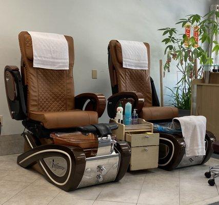 Nice new massage chairs!