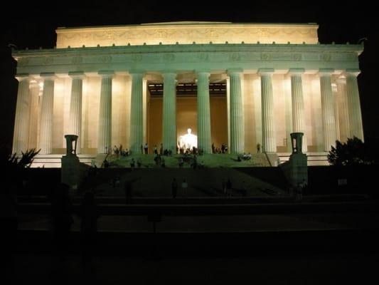 Lincoln Memorial on the DC at Night Tour