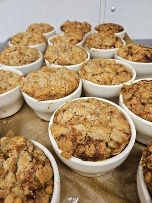 apple crumble bread pudding