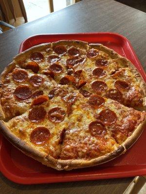 Pepperoni pizza (large)