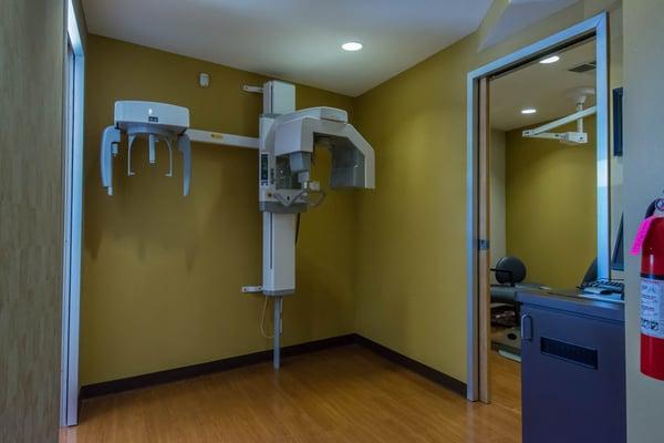 In-house digital radiography available for patient's convenience.