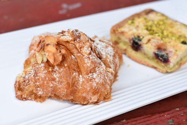 Almond croissant