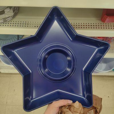 I'd serve star fruit in this.